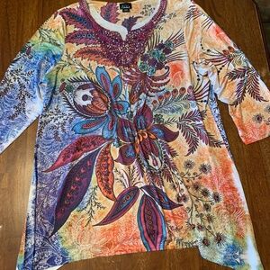 Women’s Floral Shark Bite Hem Tunic Size 1X